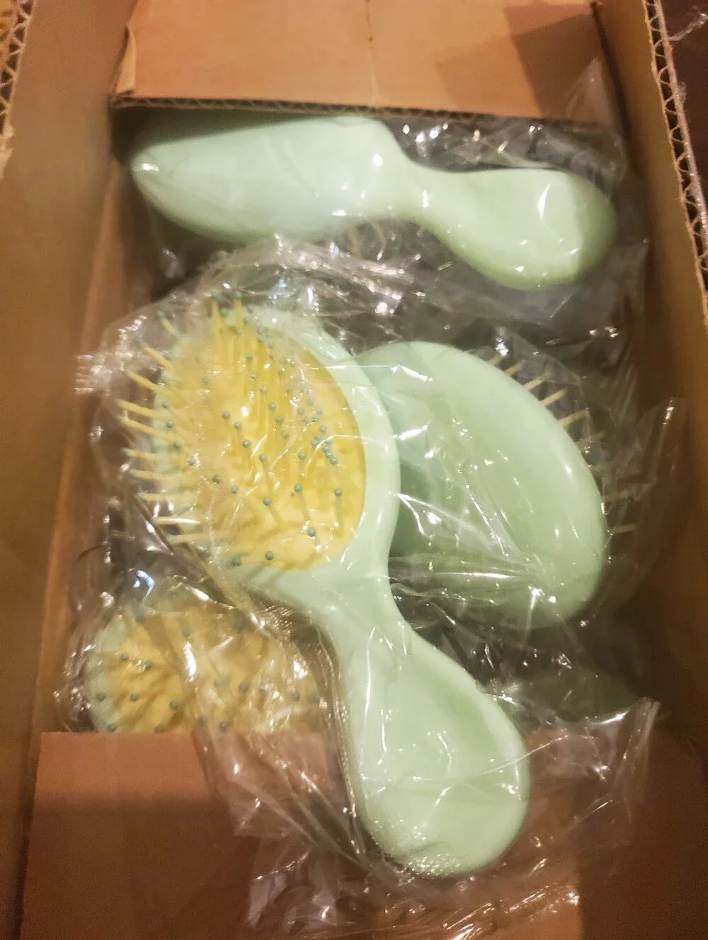 Lemon Mint Green Air Cushion Massage Hair Brush  30 Total New Perfect For Group